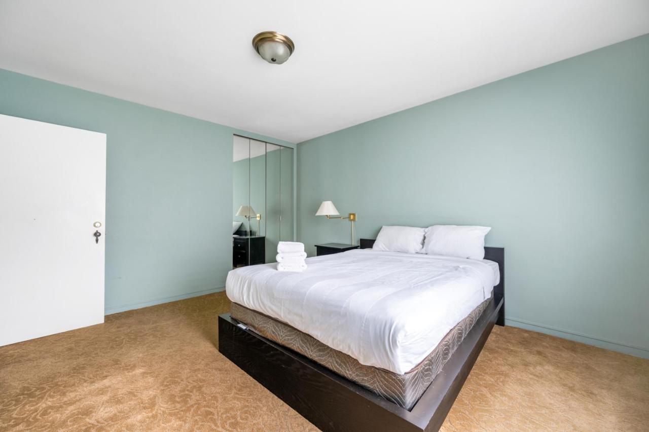 Tranquil Haven Near Attractions 2bd Upper Floor Or 2bd Basement Floor Ferienhaus *