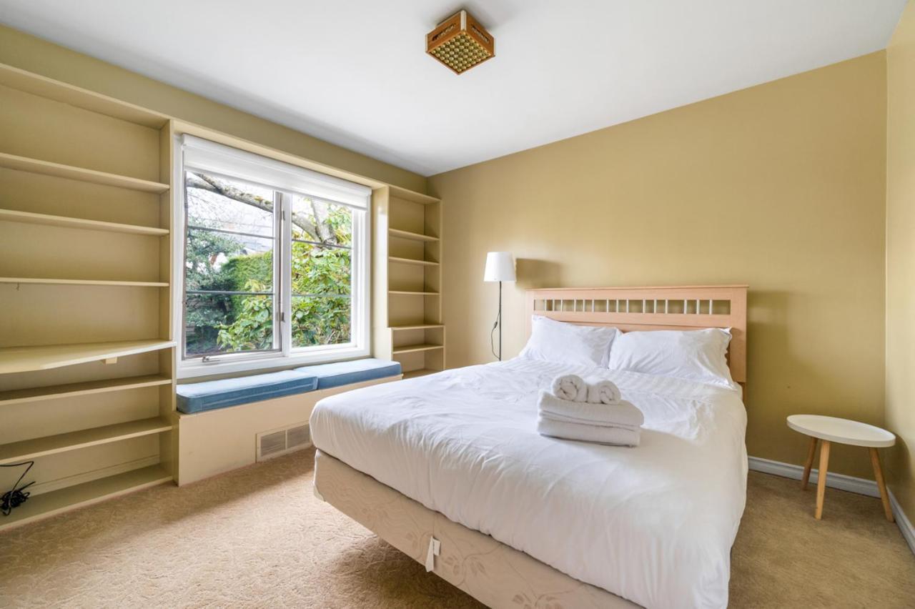 Tranquil Haven Near Attractions 2bd Upper Floor Or 2bd Basement Floor Ferienhaus Vancouver